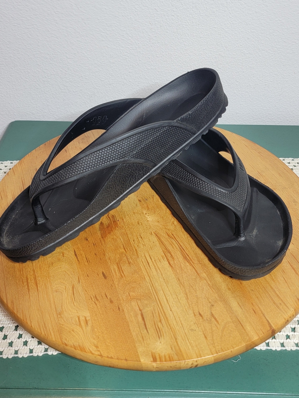 Birkenstock Unisex Black Thong Sandals Flip Flops Rubber Upper US 12 EU 42